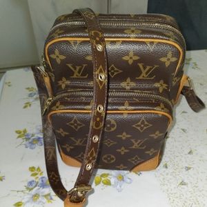 Authentic Vintage Louis Vuitton Monogram Amazon crossbody